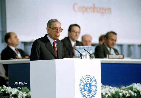 The World Summit for Social Development, 1995. United Nations Secretary-General Boutros Boutros-Ghali addresses the Summit meeting.